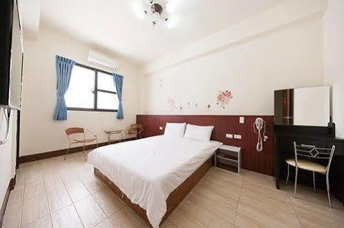 Hengchun 101 Hotel Екстериор снимка